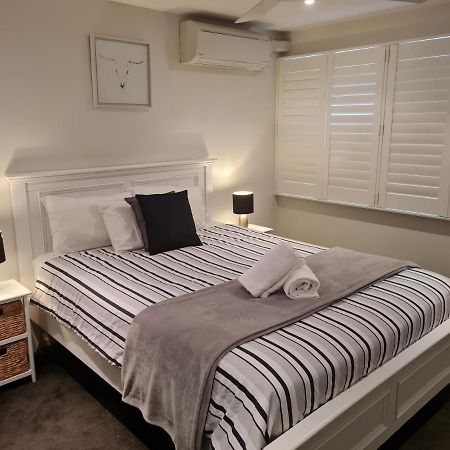 Wharf Lodge River View Apartment Maroochydore Exteriör bild