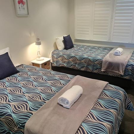 Wharf Lodge River View Apartment Maroochydore Exteriör bild