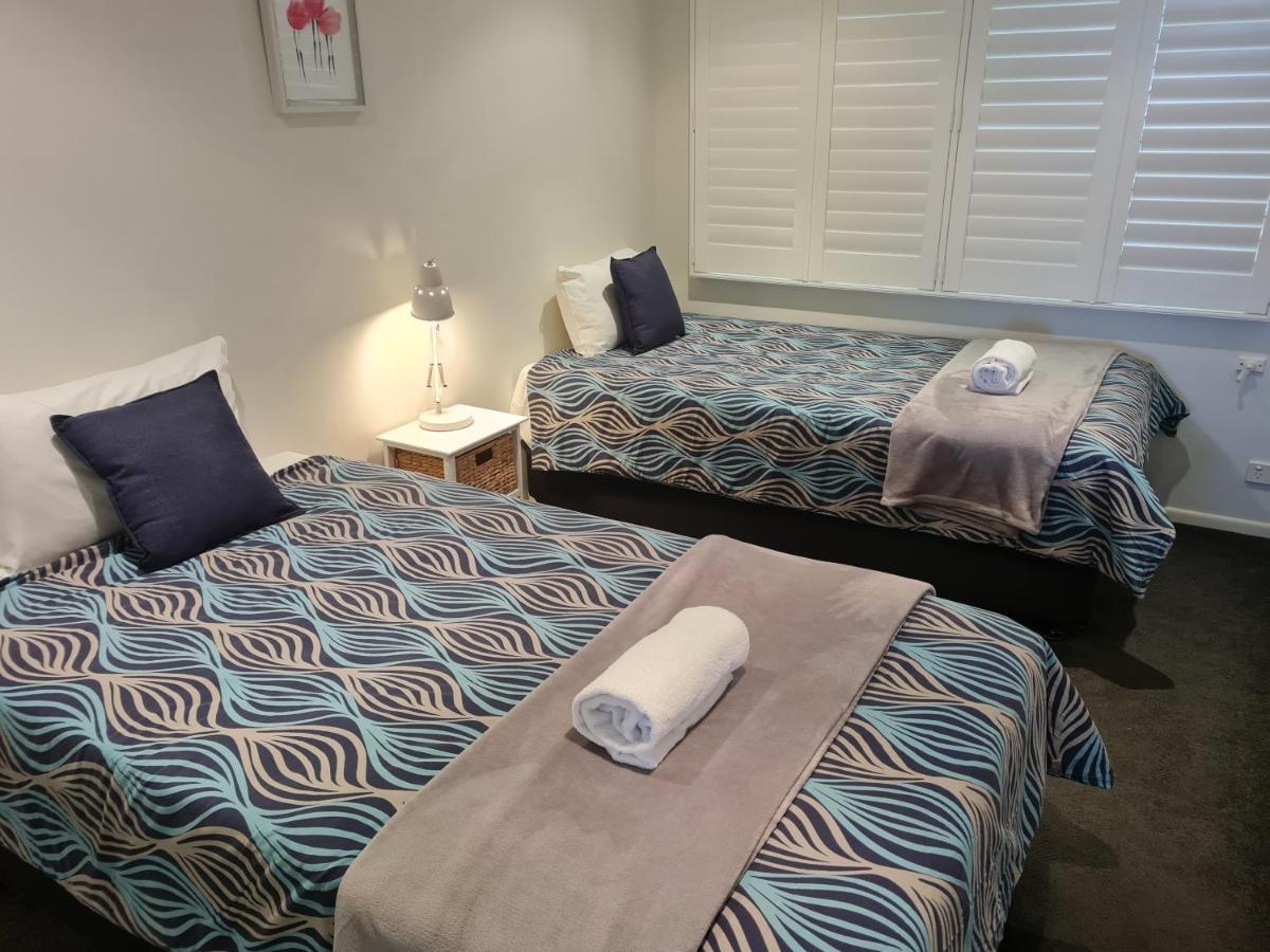 Wharf Lodge River View Apartment Maroochydore Exteriör bild